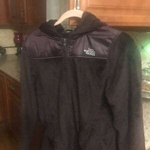 The North Face Black Teddy Jacket with Hood medium hoodie plush